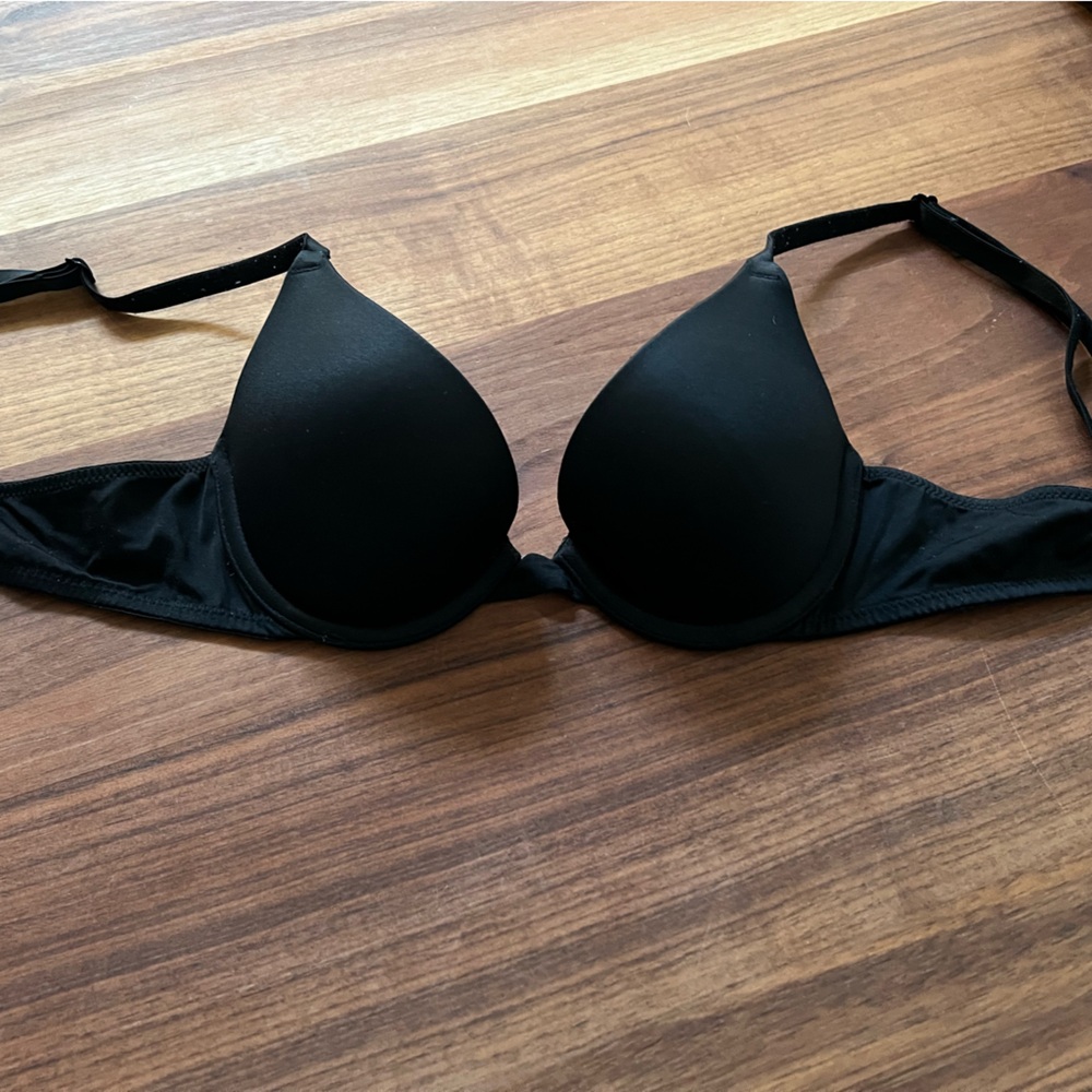 PINK Victoria's Secret Sleek Black Bra